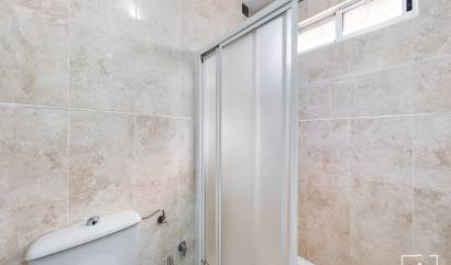 Sale - Bungalow - Pinar de Campoverde