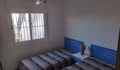 Sale - Bungalow - Torrevieja - Aguas Nuevas