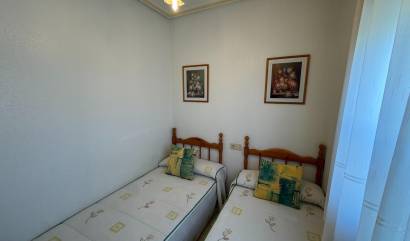 Sale - Bungalow - Torrevieja - Aguas Nuevas