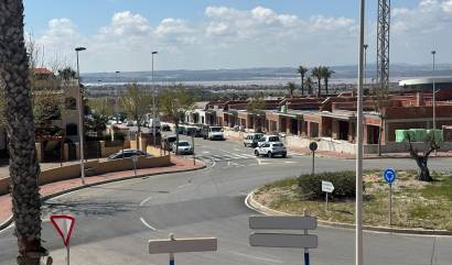 Sale - Bungalow - Torrevieja - Aguas Nuevas