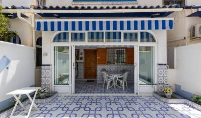 Sale - Bungalow - Torrevieja - Cañada del Molino