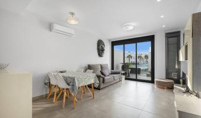 Sale - Bungalow - Torrevieja - Los Balcones - Los Altos del Edén