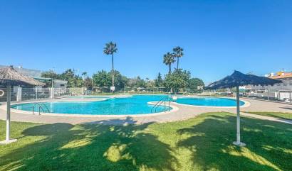 Sale - Bungalow - Torrevieja - Los Balcones