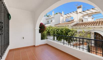Sale - Bungalow - Torrevieja - Nueva Torrevieja - Aguas Nuevas