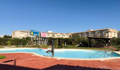 Sale - Bungalow - Torrevieja - Parque de las Naciones
