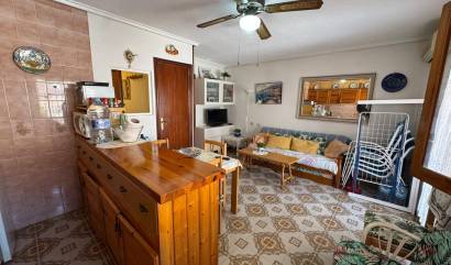 Sale - Bungalow - Torrevieja - Playa de los Naufragos