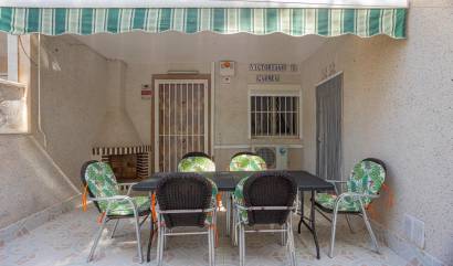 Sale - Bungalow - Torrevieja - Playa de los Naufragos