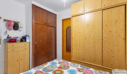 Sale - Bungalow - Torrevieja - Playa de los Naufragos