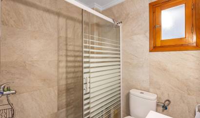 Sale - Bungalow - Torrevieja - Playa de los Naufragos