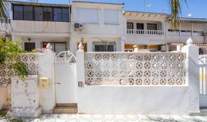 Sale - Bungalow - Torrevieja - Torre del moro