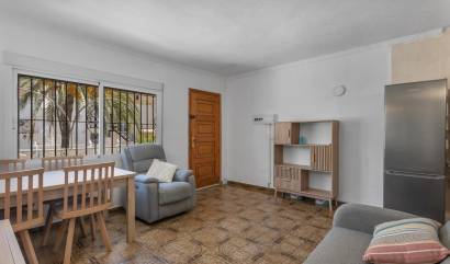 Sale - Bungalow - Torrevieja - Torre del moro