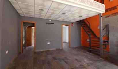 Sale - Commercial - Algorfa