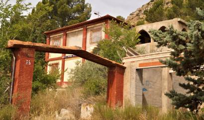 Sale - Commercial - Salinas