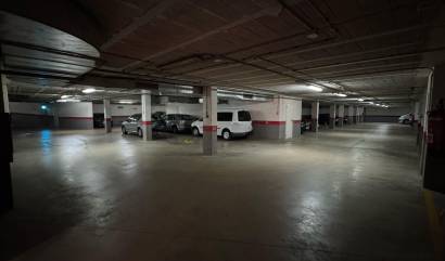 Sale - Commercial - Torrevieja - Centro