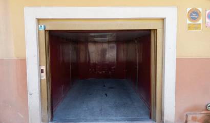 Sale - Commercial - Torrevieja - La Mata
