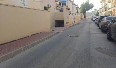 Sale - Commercial - Torrevieja - Los Europeos