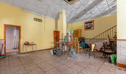 Sale - Commercial - Torrevieja - Playa del cura