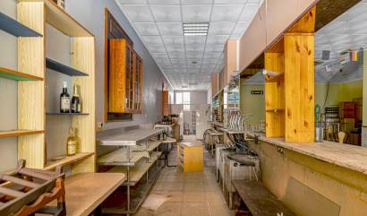 Sale - Commercial - Torrevieja - Playa del cura