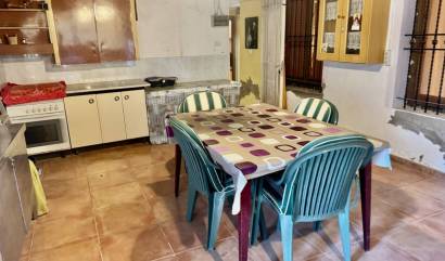 Sale - Country House - Guardamar del Segura
