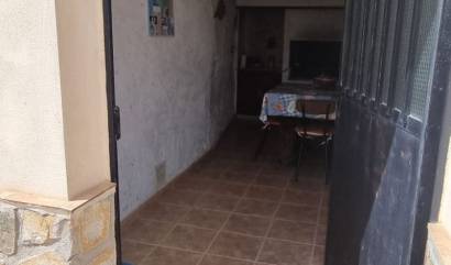 Sale - Country House - Hondón de las Nieves
