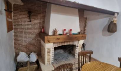 Sale - Country House - Hondón de las Nieves