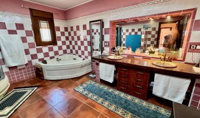 Sale - Country House - Los Montesinos