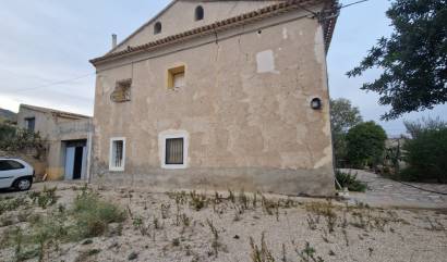 Sale - Country House - Relleu