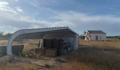 Sale - Country House - Yecla