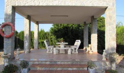 Sale - Finca / Country Property - Dolores