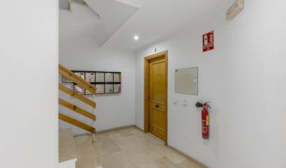 Sale - Ground Floor - Torrevieja - La Mata