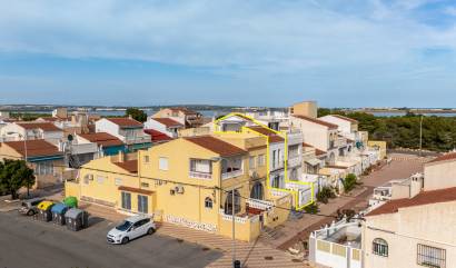 Sale - Terraced house / Townhouse - Torrevieja - La Siesta