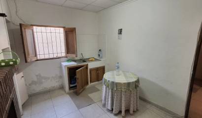 Sale - Townhouse - Mahoya