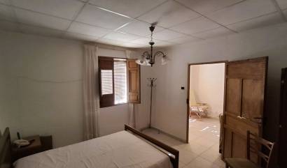 Sale - Townhouse - Mahoya