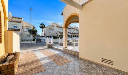 Sale - Townhouse - Orihuela Costa - Los Almendros