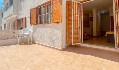 Sale - Townhouse - Orihuela Costa - Playa Flamenca