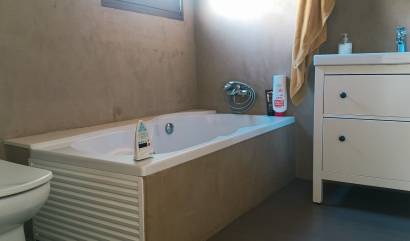 Sale - Townhouse - Roldan