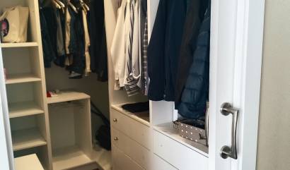 Sale - Townhouse - Roldan