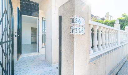 Sale - Townhouse - Torrevieja - Carrefour