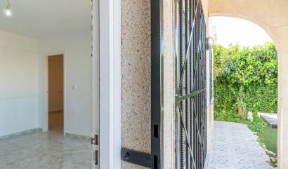 Sale - Townhouse - Torrevieja - Carrefour