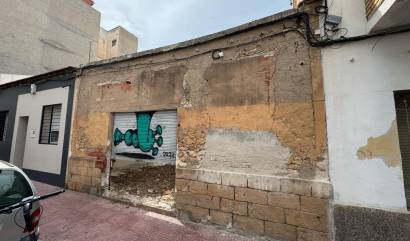 Sale - Urban building plot - Torrevieja - Centro