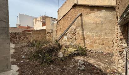 Sale - Urban building plot - Torrevieja - Centro