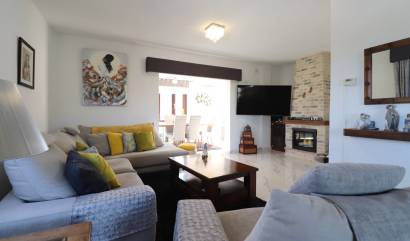 Sale - Villa - Algorfa