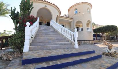 Sale - Villa - Algorfa
