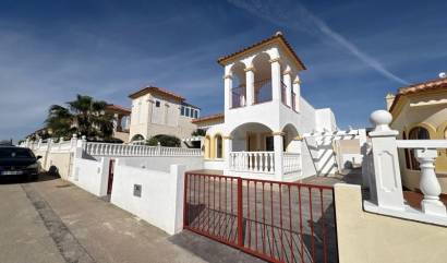 Sale - Villa - Algorfa
