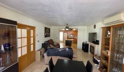 Sale - Villa - Almoradí