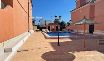 Sale - Villa - Almoradí