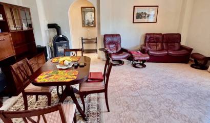 Sale - Villa - Benferri