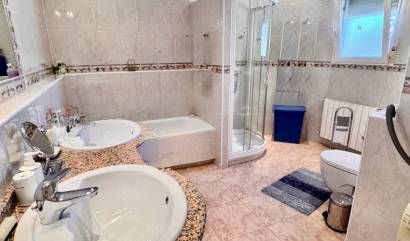 Sale - Villa - Benferri