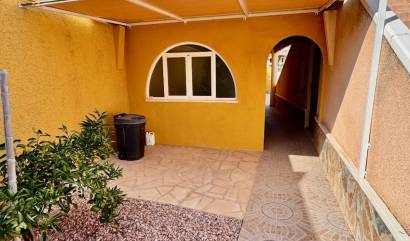 Sale - Villa - Benferri