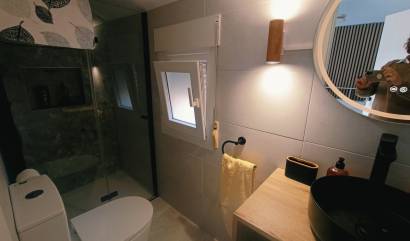 Sale - Villa - Canadas de San Pedro